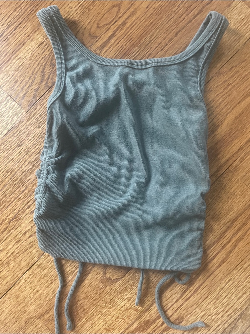 Princess Polly Madelyn top Green Adjustable Side Cinching Size 4 - Picture 6 of 6